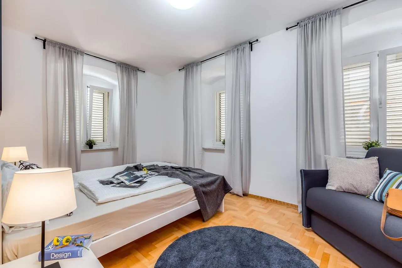 Main Street Apartments 2 Rijeka