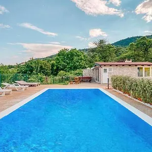  Appartement Nika With Swimming Pool And Beautiful Sea View