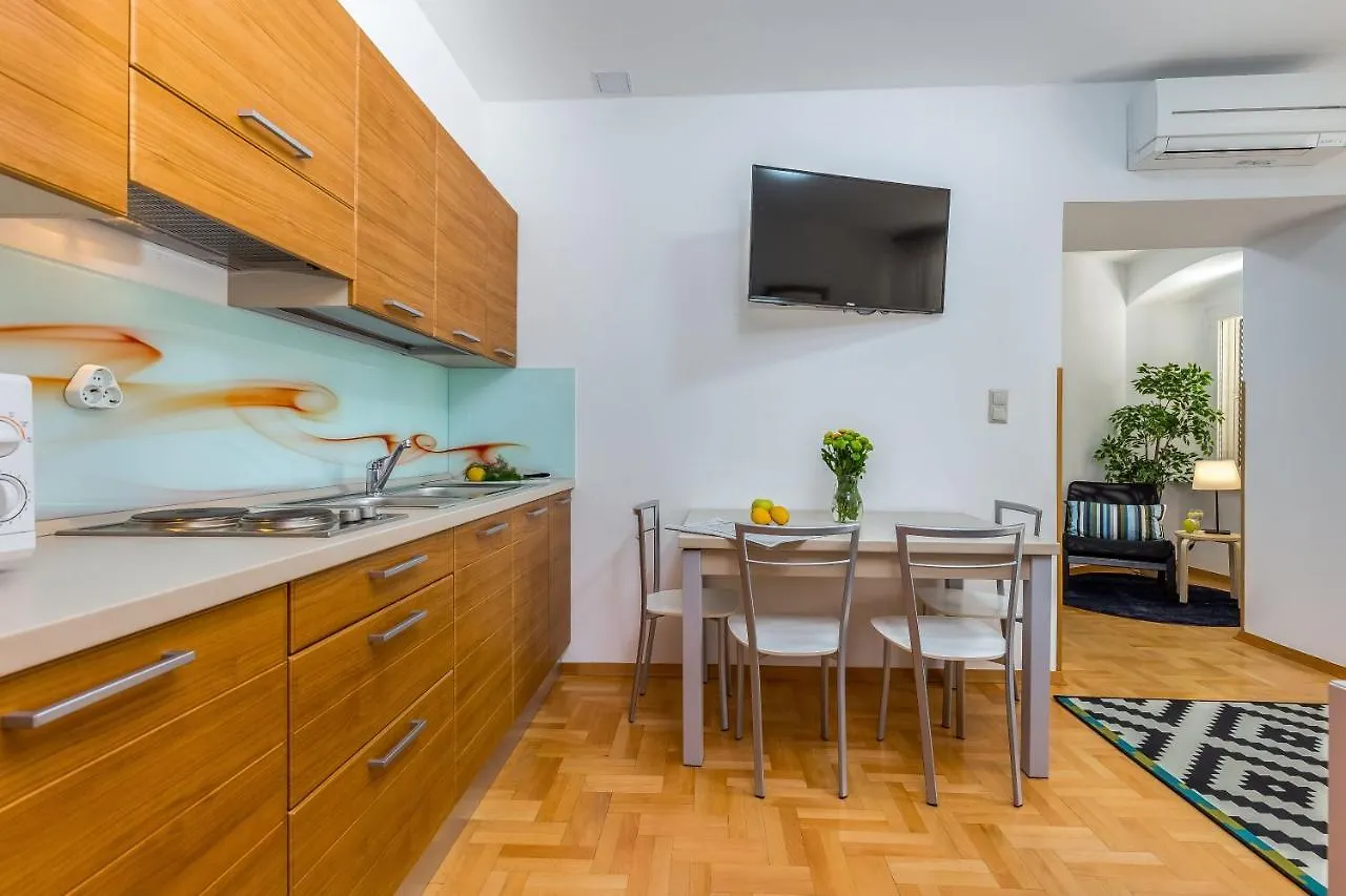 Main Street Apartments 2 Fiume